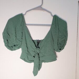 Extra small flowy croptop